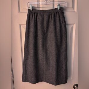 Pendleton 100% Virgin wool Vintage Pencil Skirt lined pockets Size 8